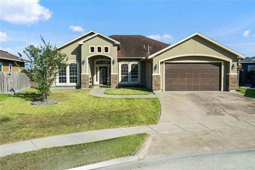 2634 Arshia St, Corpus Christi, TX, 78414-5613 | Card Image