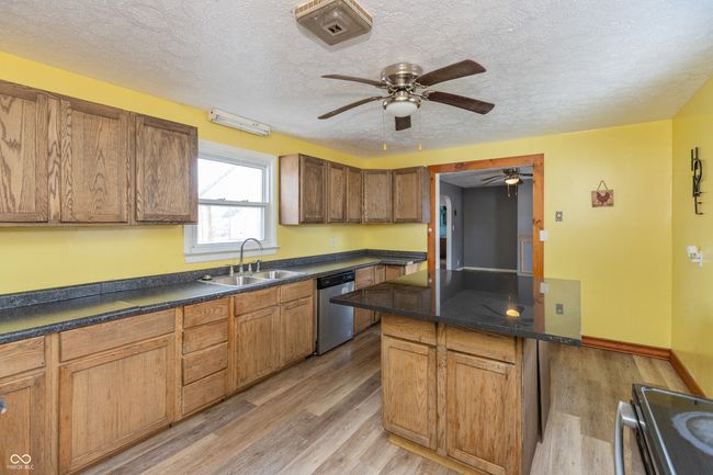 715 N Elm St, House other with 3 bedrooms, 2 bathrooms and null parking in Seymour IN | Image 11