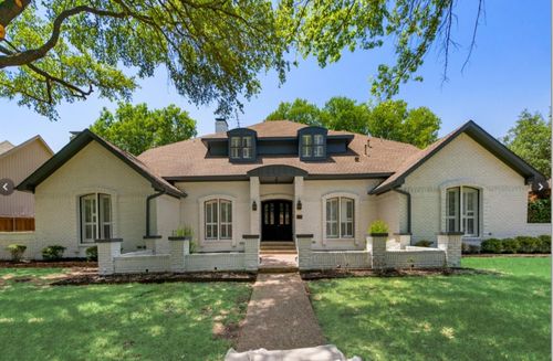 8719 Arbor Park Dr, Dallas, TX, 75243-7602 | Card Image