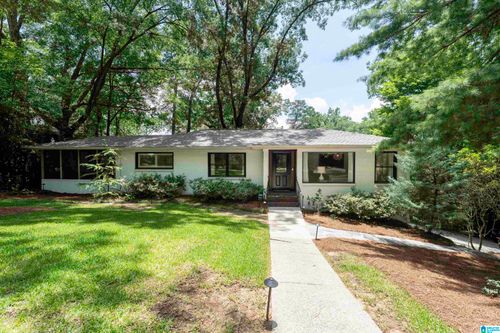 501 Tamworth Ln, HOMEWOOD, AL, 35209-4423 | Card Image