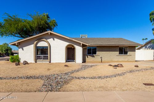 2164 W Eugie Ave, Phoenix, AZ, 85029-1557 | Card Image