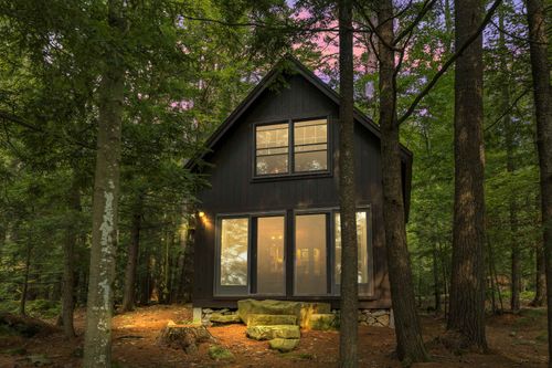 9 Chase Island, Tuftonboro, NH, 03816 | Card Image