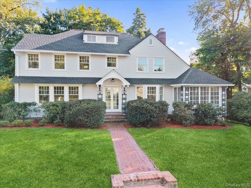 20 Whitfield Ter, New Rochelle, NY, 10801-1519 | Card Image