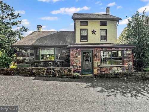 34 Mill Ln, ROYERSFORD, PA, 19468-1115 | Card Image