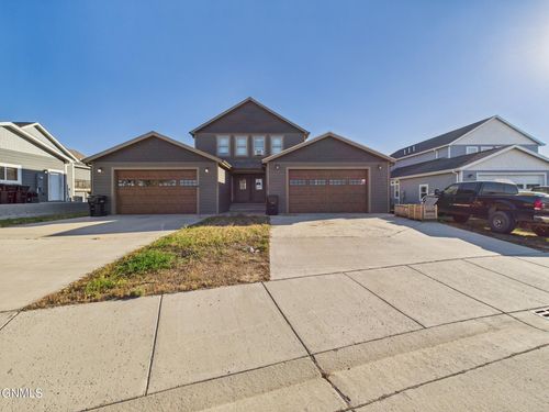 302 4th Ave Se, Arnegard, ND, 58835-7714 | Card Image