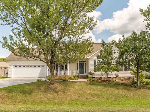 75 Glen Oaks Dr, Youngsville, NC, 27596-7405 | Card Image
