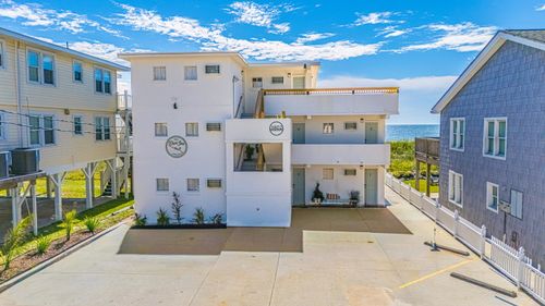 3802 N Ocean Blvd., North Myrtle Beach, SC, 29582 | Card Image