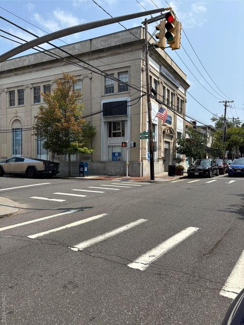 306-79 S Main St, Spring Valley, NY, 10977-5611 | Card Image