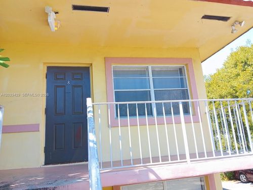8-1826 Cleveland St, Hollywood, FL, 33020-3141 | Card Image