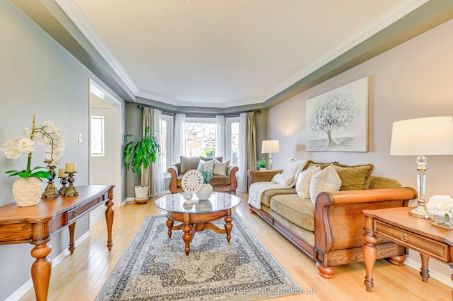 1389 Winterbourne Dr, House other with 6 bedrooms, 4 bathrooms and 2 parking in Oakville ON | Image 5