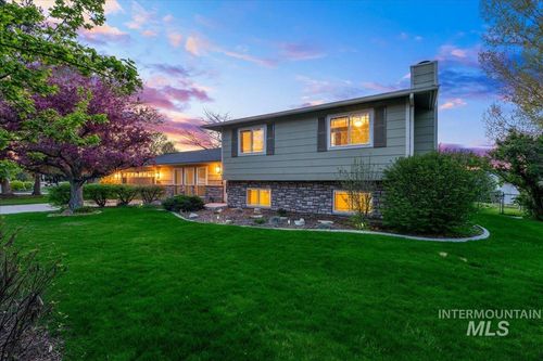 11842 W Tioga St, Boise, ID, 83709-3353 | Card Image