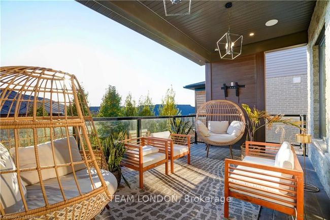 1095 Riverbend Rd, House other with 4 bedrooms, 0 bathrooms and 2 parking in London ON | Image 12