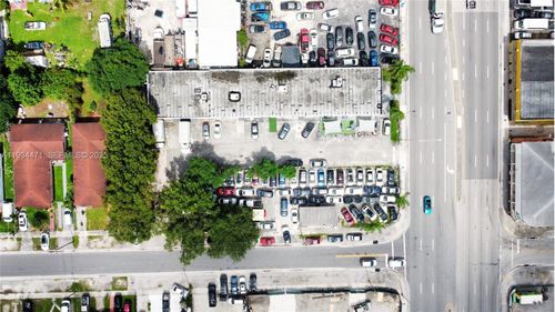 3100 Nw 27th Ave, MIAMI, FL, 33142-5877 | Card Image