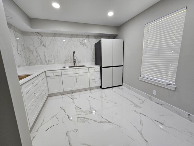 411 Thomas Jefferson Cir, Condo with 2 bedrooms, 2 bathrooms and 2 parking in Madison TN | Image 4