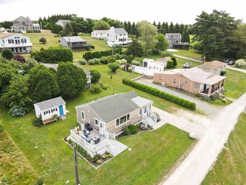 99 Sylvia Ln, Westport, MA, 02790-1407 | Card Image