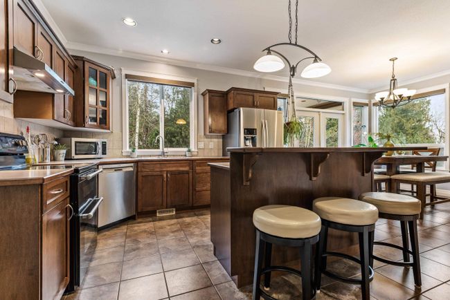 5639 Cedarcreek Drive, House other with 5 bedrooms, 3 bathrooms and 4 parking in Chilliwack BC | Image 15
