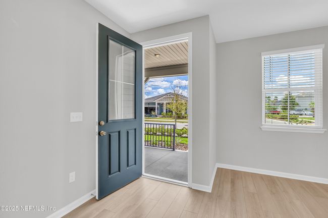 575 Buttonwood Loop, House other with 3 bedrooms, 2 bathrooms and null parking in Yulee FL | Image 6