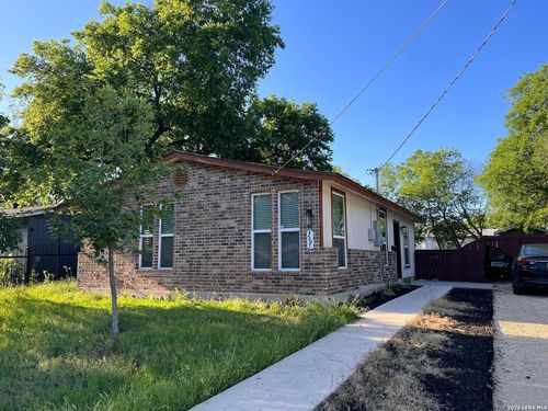 4567 Lark, San Antonio, TX, 78228-4714 | Card Image