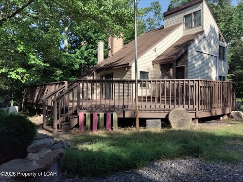 583 Chamonix Ln, Zion Grove, PA, 17985-9207 | Card Image