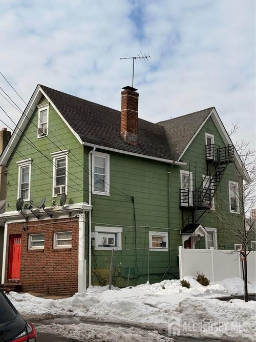 53 Hassart St, New Brunswick, NJ, 08901-1346 | Card Image