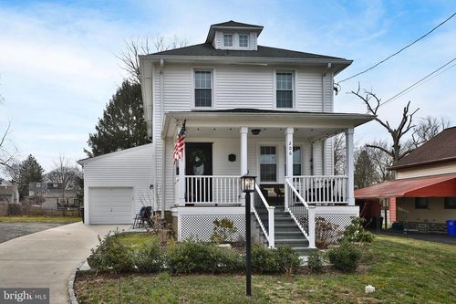 206 Wood St, HATBORO, PA, 19040-2711 | Card Image