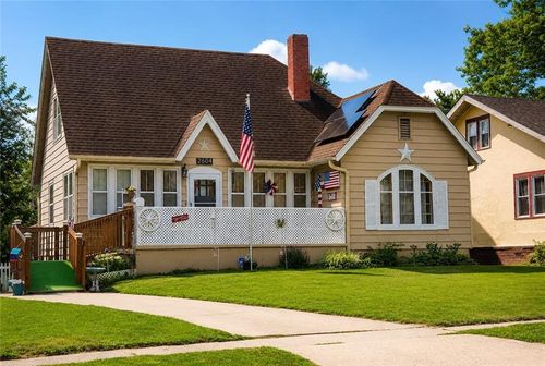 2604 Union St, Saint Joseph, MO, 64506-2820 | Card Image