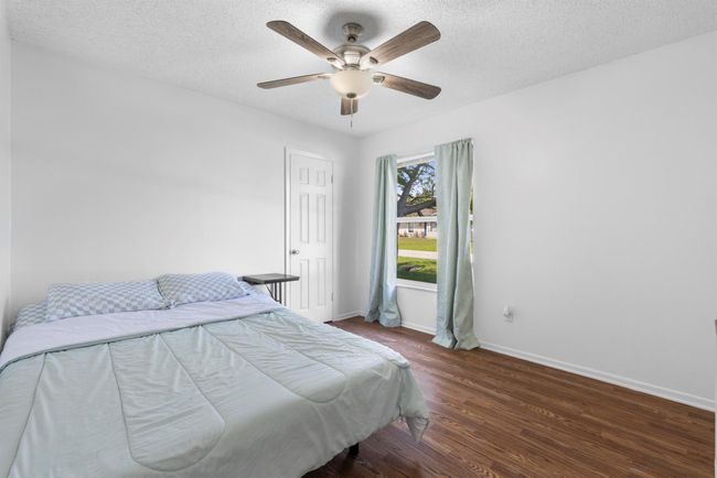733 Se Academy Ln, House other with 2 bedrooms, 2 bathrooms and null parking in Port St. Lucie FL | Image 17