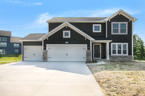 3233 Railtown Rd, Caledonia, MI, 49316-7113 | Card Image