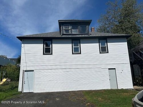514 Miles Ave, Dickson Cty, PA, 18447-1306 | Card Image