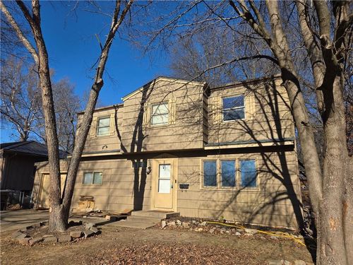 8510 E 110th Ter, Kansas City, MO, 64134-3427 | Card Image
