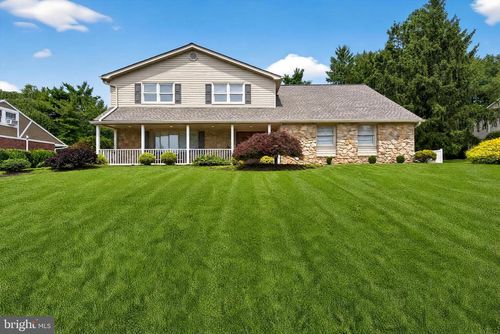 3822 Ridgeview Rd, HUNTINGDON VALLEY, PA, 19006-2807 | Card Image