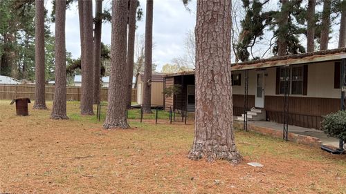 247 Onalaska N, Onalaska, TX, 77360-7968 | Card Image