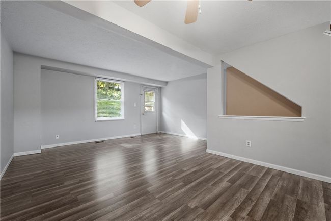 282 Quail Run Rd, Condo with 2 bedrooms, 2 bathrooms and 1 parking in Venetia PA | Image 4