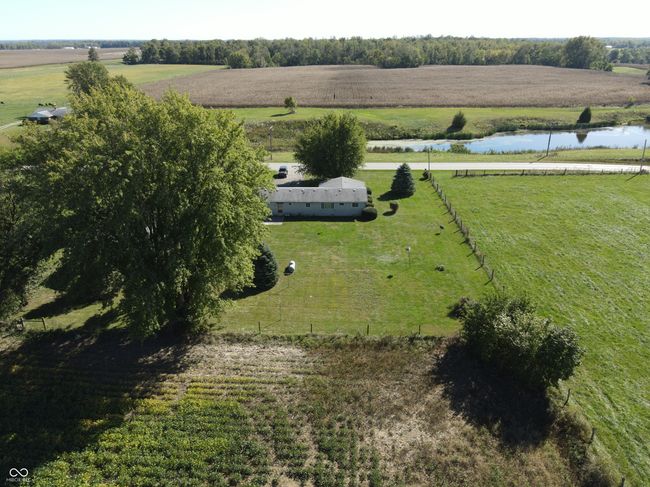 3300 W State Road 244, House other with 3 bedrooms, 2 bathrooms and null parking in Milroy IN | Image 32