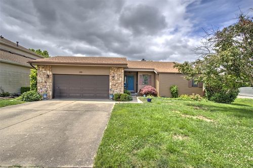 1919 Carl Ct, Decatur, IL, 62526-3490 | Card Image