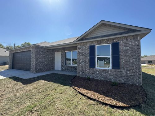 13 Ten Point Ln, Ward, AR, 72176-8583 | Card Image