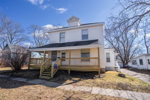 306 W Robinson Street, Knoxville, IA, 50138 | Card Image