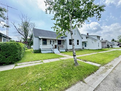 1128 White St, Port Huron, MI, 48060-5731 | Card Image