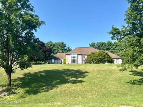 50 Sweet Gum Rd, Selinsgrove, PA, 17870-8421 | Card Image