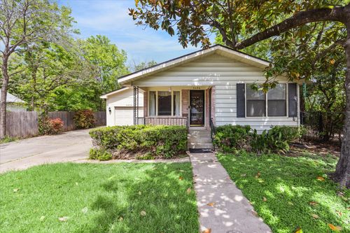 2404 E 14th St, Austin, TX, 78702-1816 | Card Image