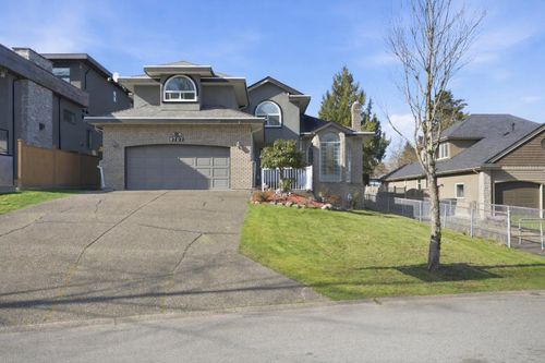 6707 122a Street, Surrey, BC, V3W0W1 | Card Image
