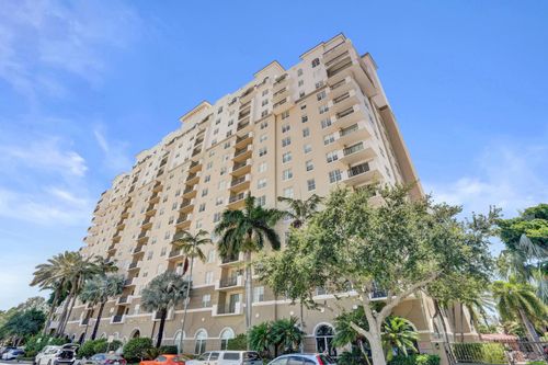 1107-616 Clearwater Park Rd, West Palm Beach, FL, 33401-6226 | Card Image