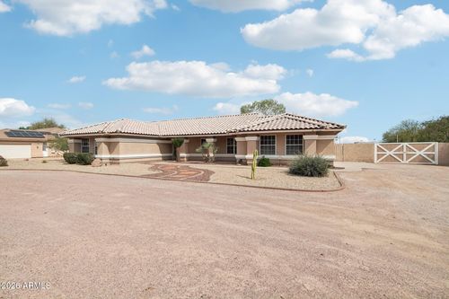 7821 N 173rd Ave, Waddell, AZ, 85355-9442 | Card Image