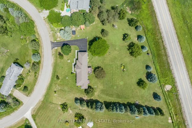 32 Mountainview Road, House other with 3 bedrooms, 3 bathrooms and 7 parking in Mulmur ON | Image 30