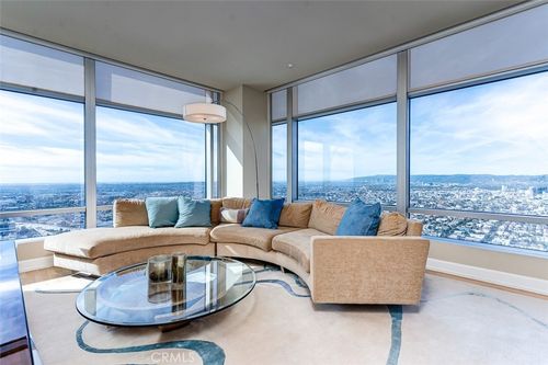 47b-900 W Olympic Blvd, Los Angeles, CA, 90015 | Card Image