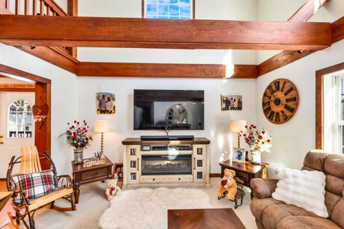 11 Gilson Farm Ln, Hartland, VT, 05048 | Card Image