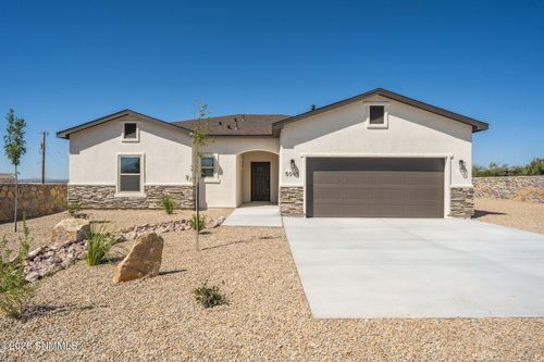 5095 Pueblo Trl, Las Cruces, NM, 88012-7371 | Card Image