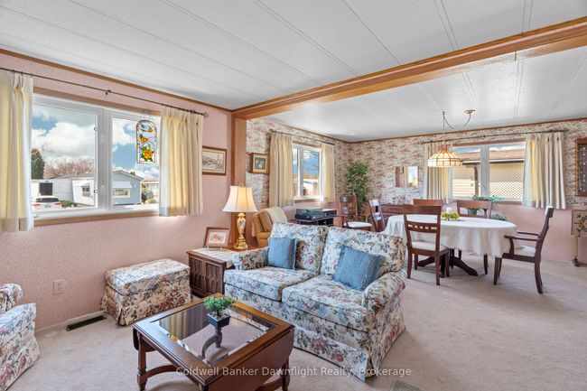 46 Redford Dr, Home with 2 bedrooms, 2 bathrooms and 2 parking in Exeter ON | Image 5