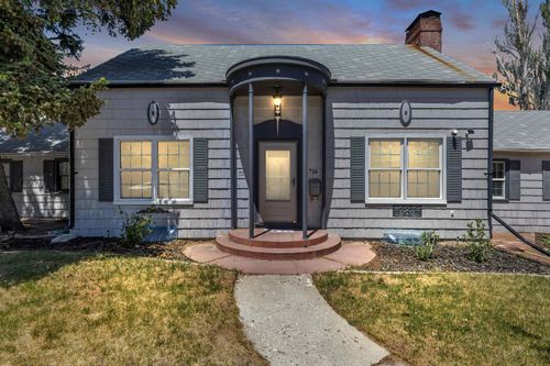 716 B St, Rock Springs, WY, 82901-6217 | Card Image