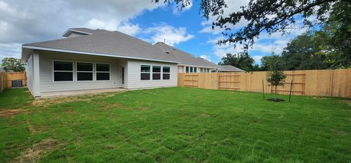 109 Wagon Spoke Way, Liberty Hill, TX, 78642-2436 | Card Image